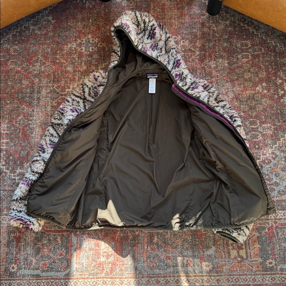 Patterned Hooded Jacket - Picture 3 of 3